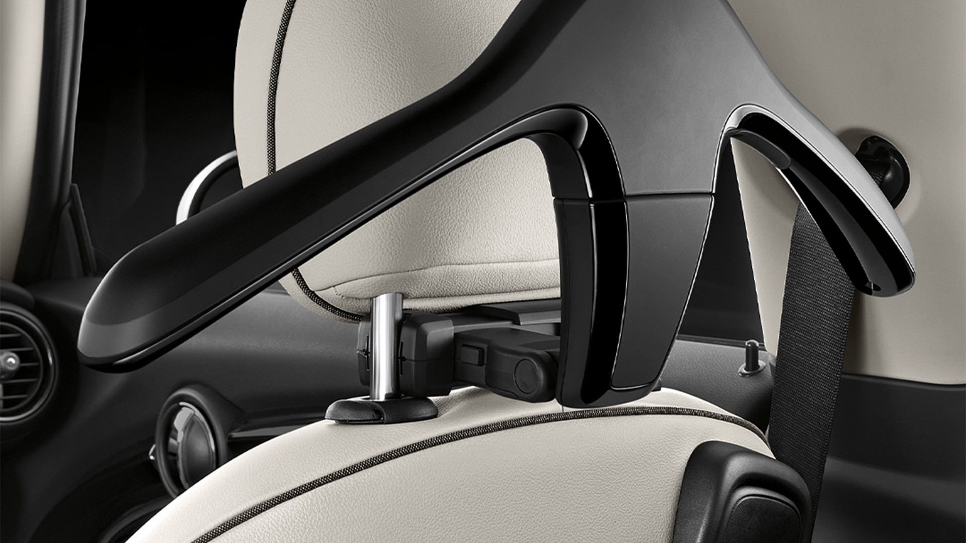 Accessoires Mini – cintre – système de voyage